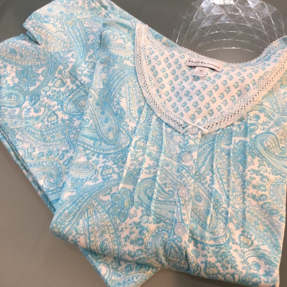 MISS ELAINE 2-pc PAJAMA SET NWT sz M